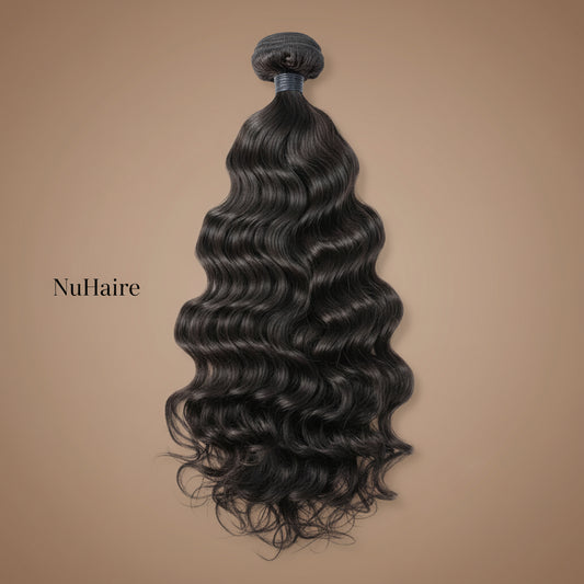 NuHaire's Loose Wave | 1 Piece Human Hair Bundle. The bundle features a natural black color, premium human hair quality, full volume from root to tip, and natural waves.